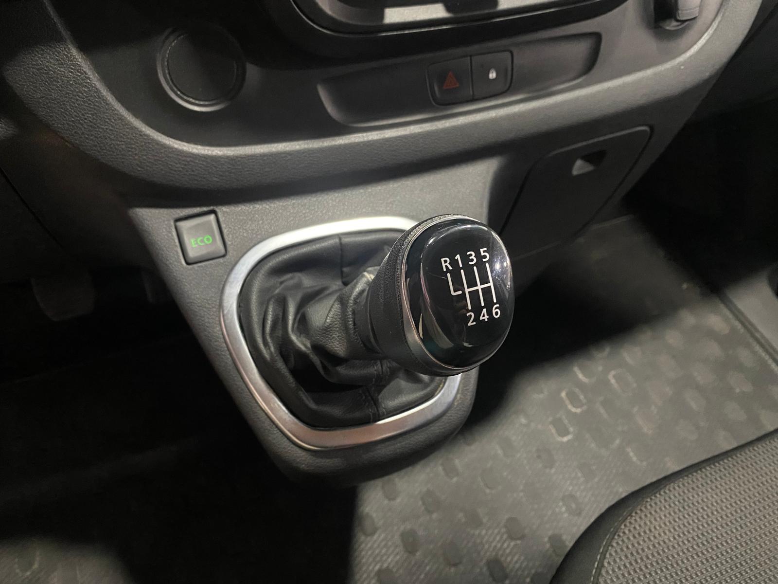 RENAULT Trafic Furgon 27 L1H1 Energy 1.6 BluedCi 120 cv - Imagen 3