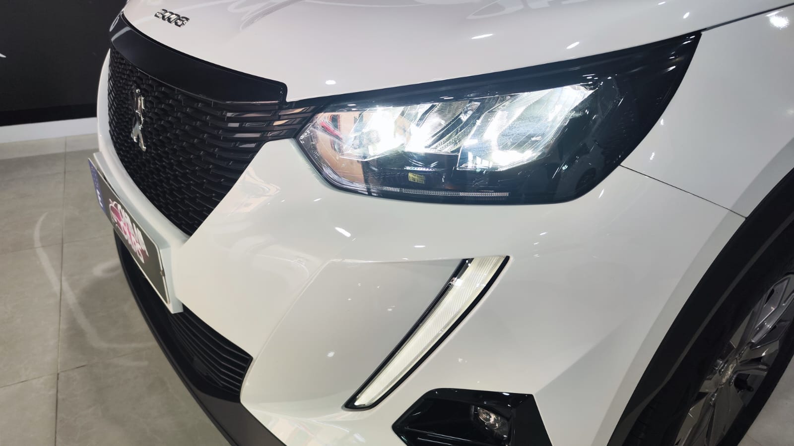 PEUGEOT 2008 Active 1.2 Puretech 100 SS BVM6 - Imagen 2