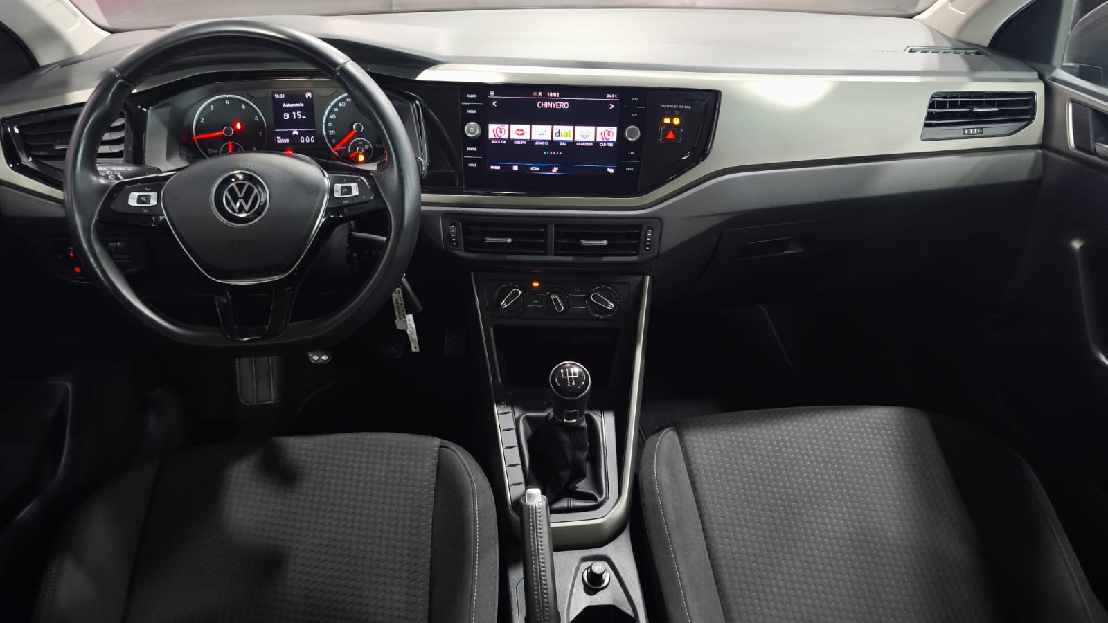 VOLKSWAGEN Polo 1.0 TSI 95cv EDITION - Imagen 2