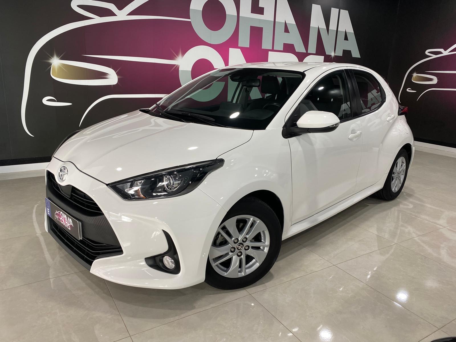 TOYOTA Yaris 1.5 120H Business Plus