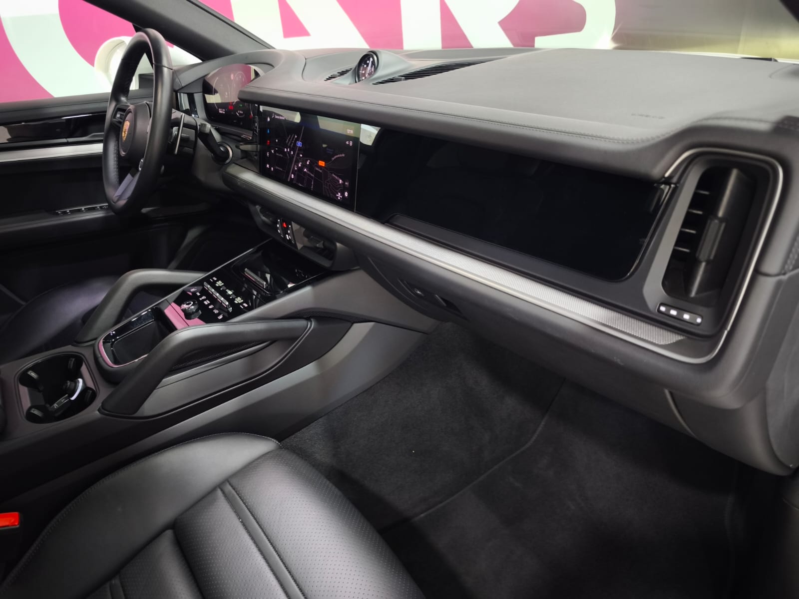 PORSCHE Cayenne Coupé 3.0 EHybrid 470CV - Imagen 10
