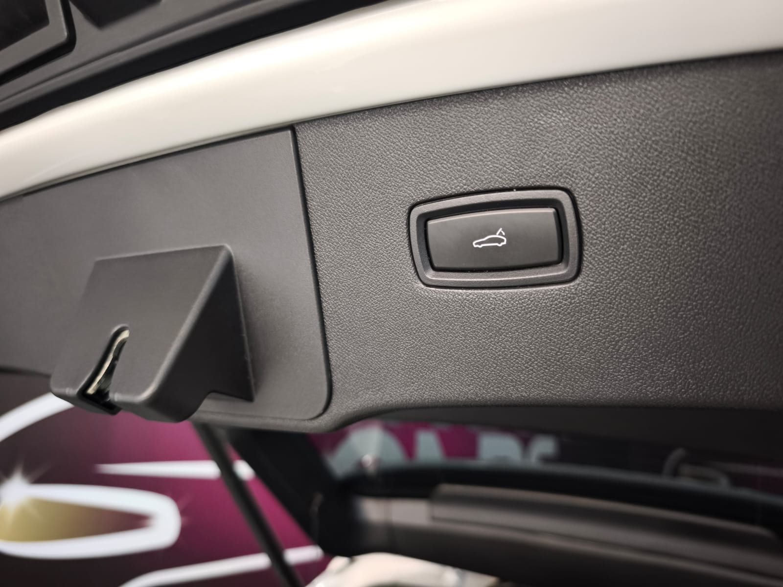 PORSCHE Cayenne Coupé 3.0 EHybrid 470CV - Imagen 14