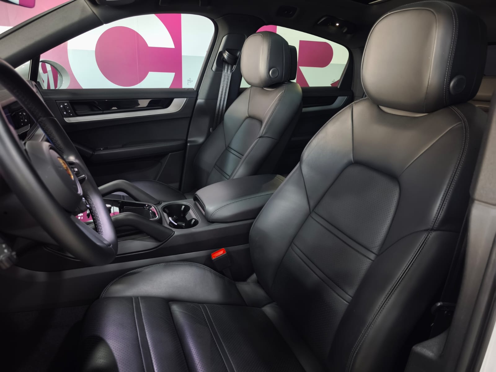PORSCHE Cayenne Coupé 3.0 EHybrid 470CV - Imagen 4