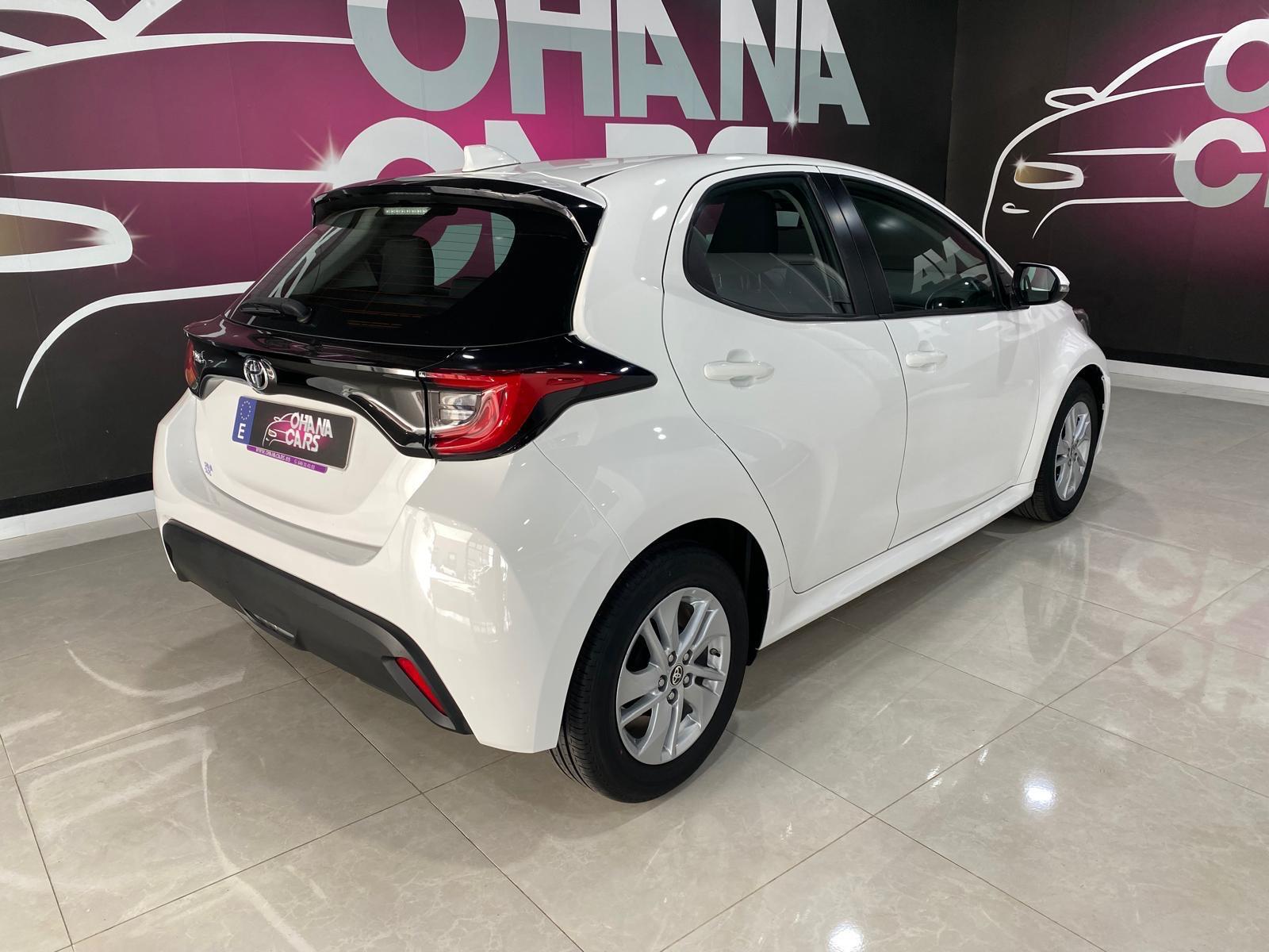 TOYOTA Yaris 1.5 120H Business Plus - Imagen 4