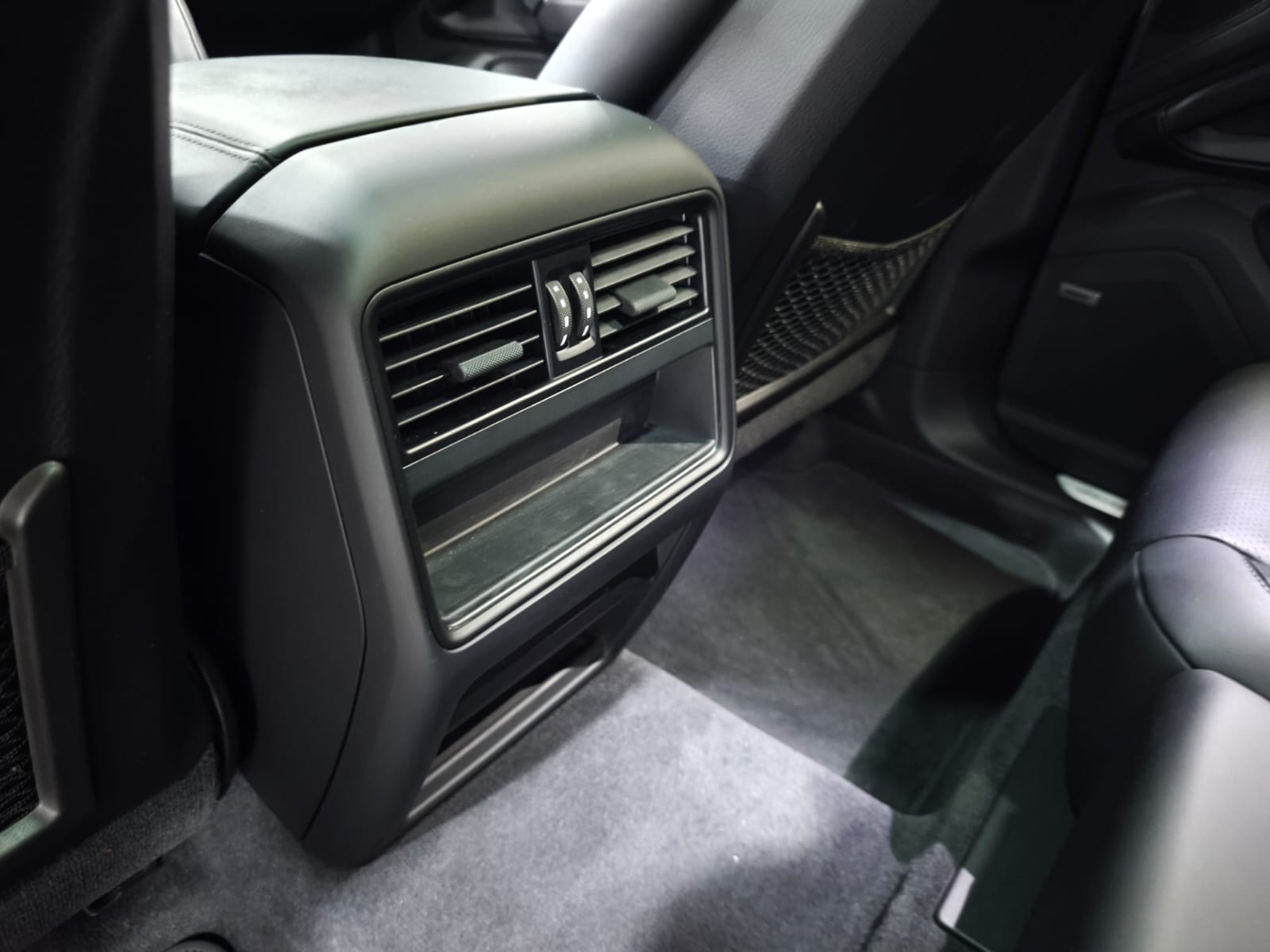 PORSCHE Cayenne Coupé 3.0 EHybrid 470CV - Imagen 21