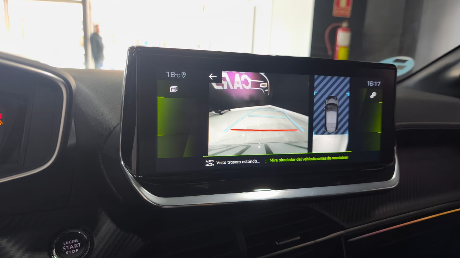 PEUGEOT 208 PureTech EAT8 GT Line 100cv - Imagen 4